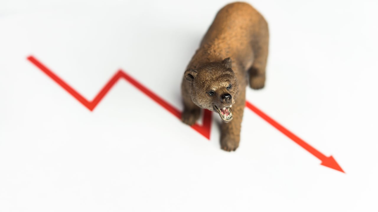 Bitcoin Technical Analysis: Bulls Face an Uphill Battle as Resistance Looms at $98,000